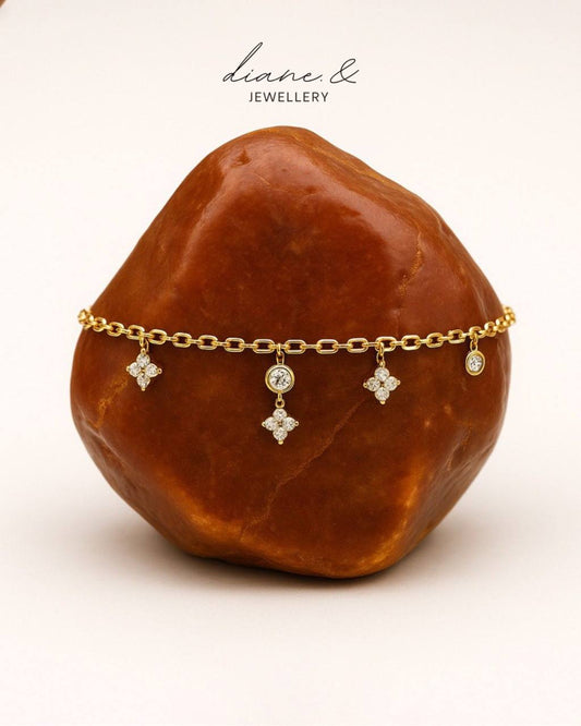 Luna Charm Bracelet (Gold)